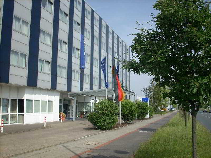 Ramada By Wyndham Hannover Messe لاتزن المظهر الخارجي الصورة